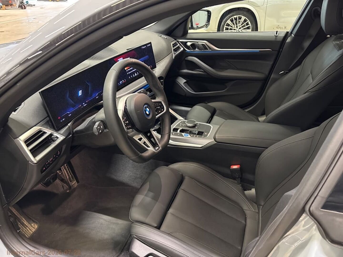 BMW I4 iso kuva 2