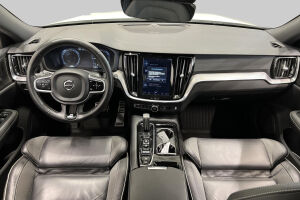 Volvo V60 esikatselu 4