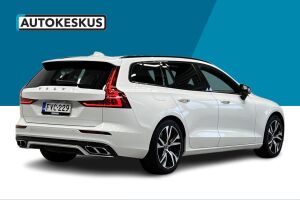 Volvo V60 esikatselu 22