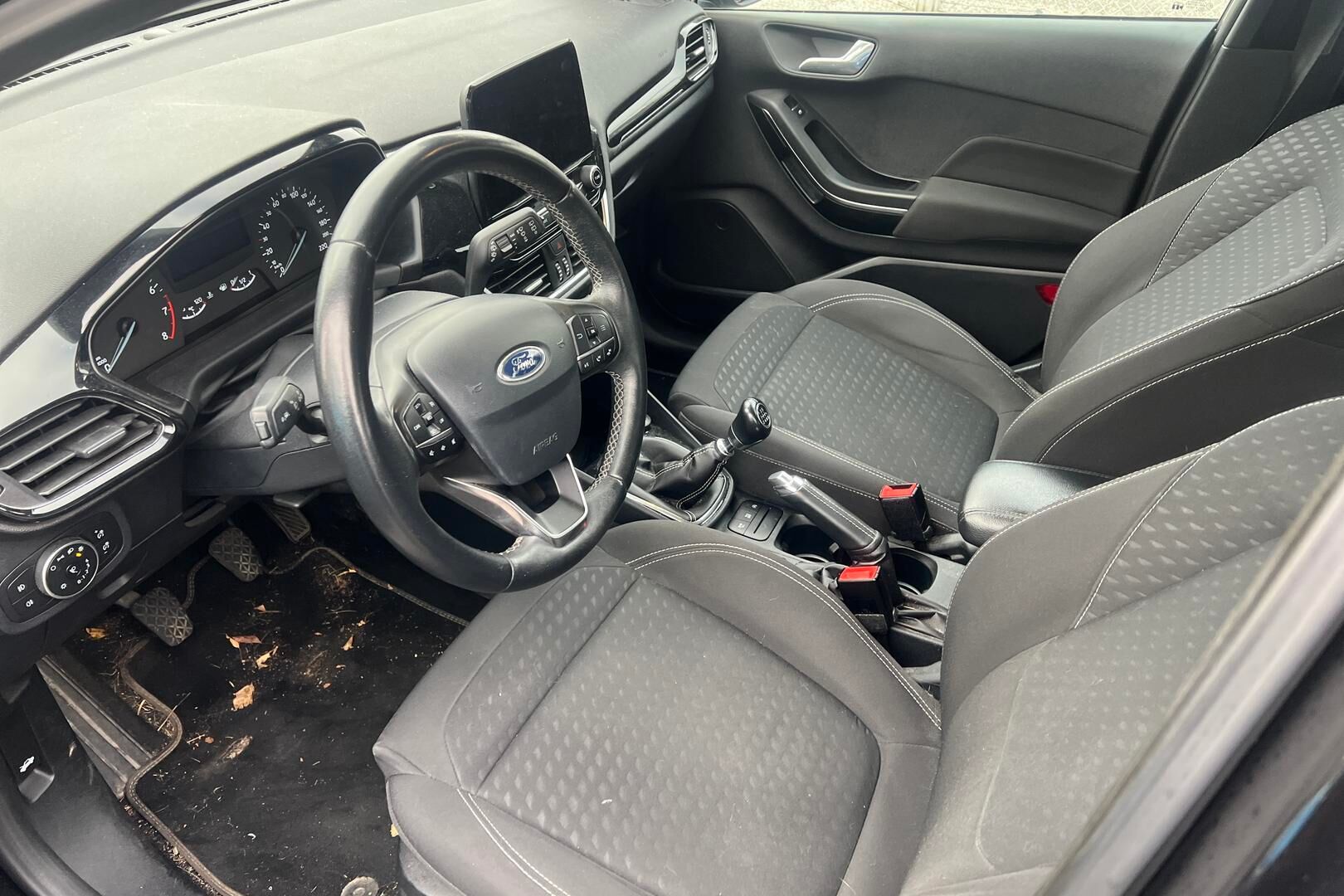 Ford Fiesta iso kuva 2