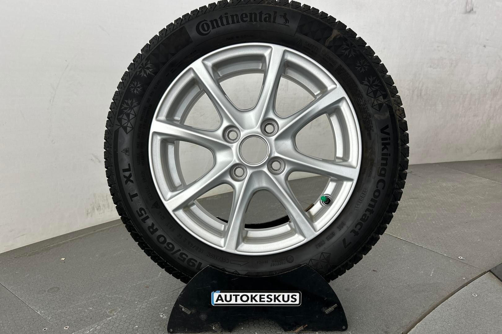 Ford Fiesta iso kuva 25