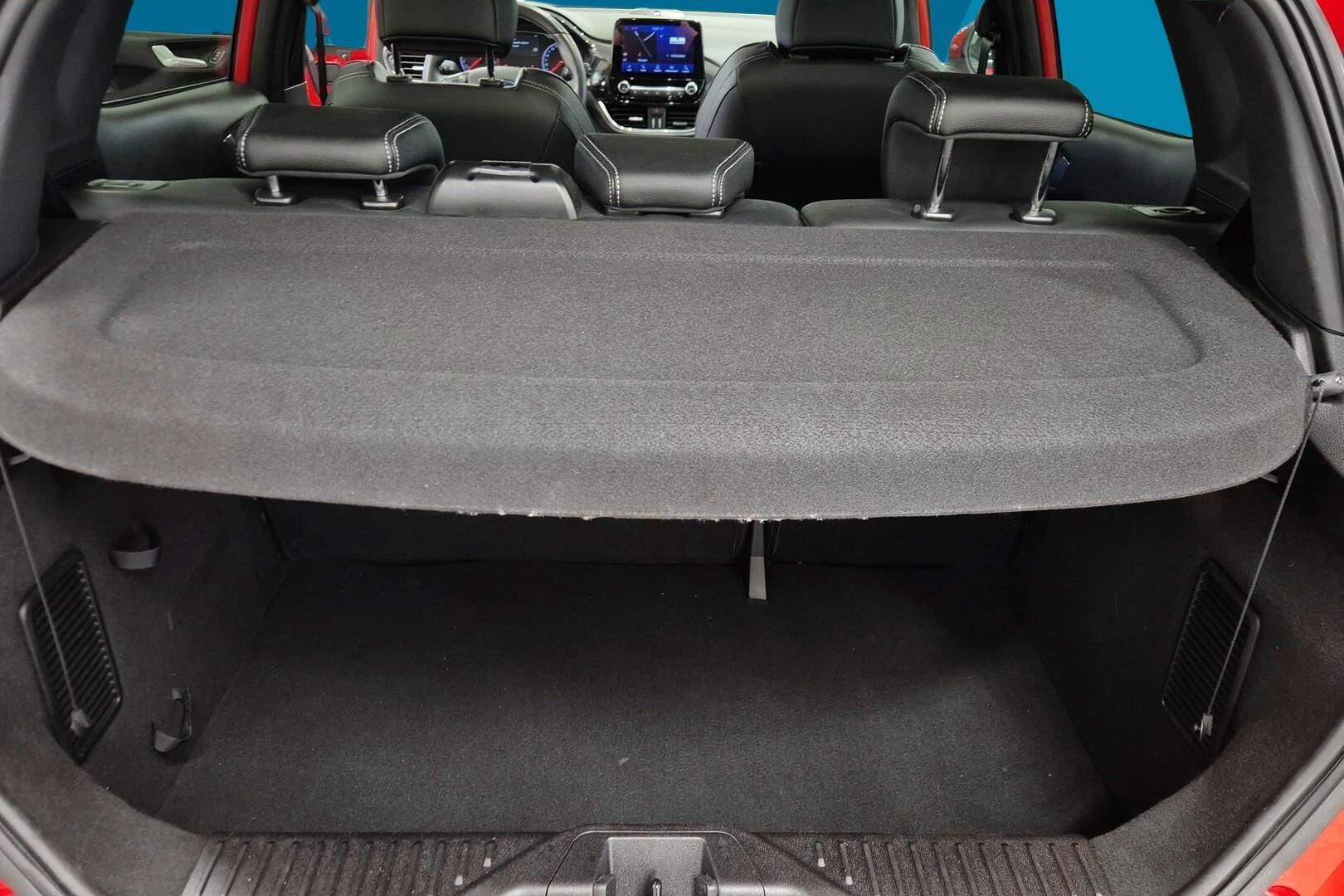 Ford Fiesta iso kuva 12