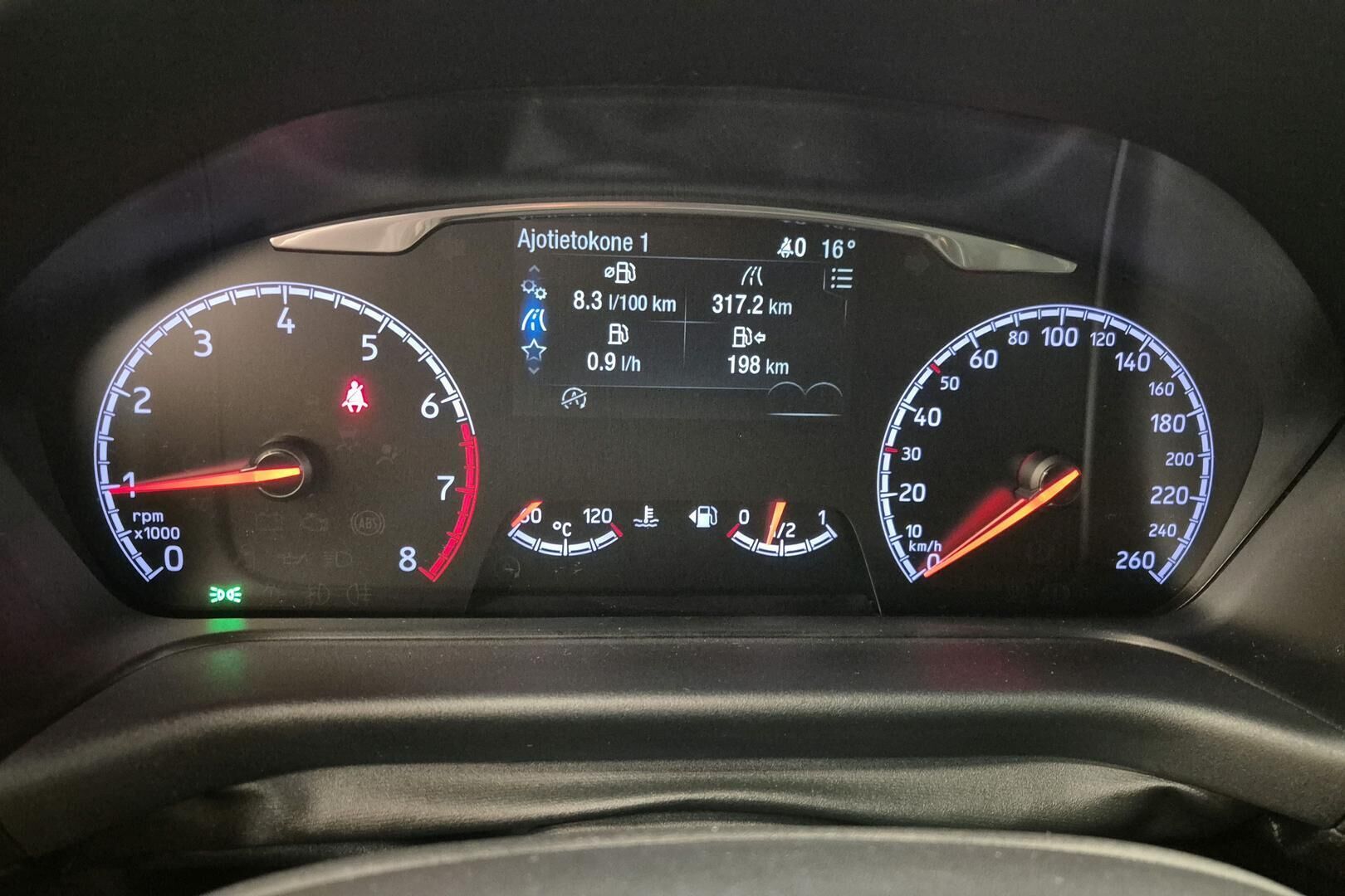 Ford Fiesta iso kuva 14