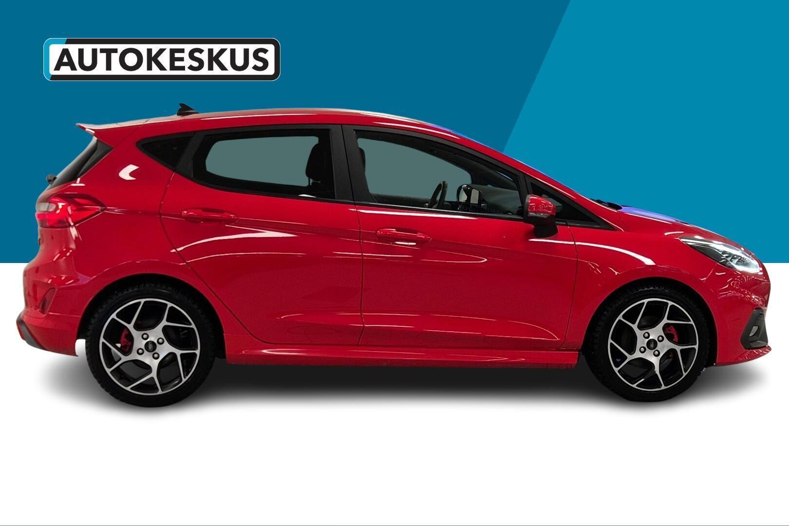 Ford Fiesta iso kuva 4