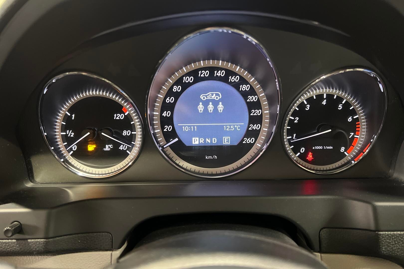 Mercedes-Benz C iso kuva 16