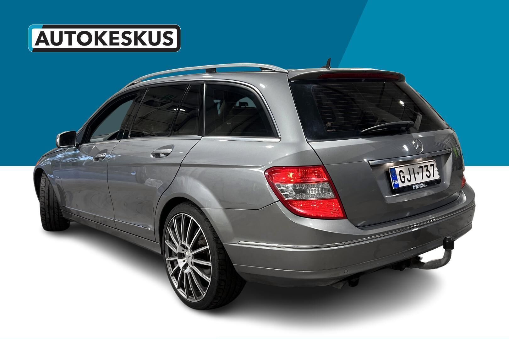 Mercedes-Benz C iso kuva 7