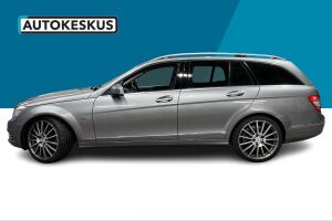 Mercedes-Benz C esikatselu 8