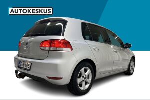 Volkswagen Golf esikatselu 4