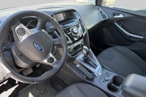 Ford Focus esikatselu 2