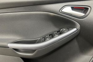 Ford Focus esikatselu 20