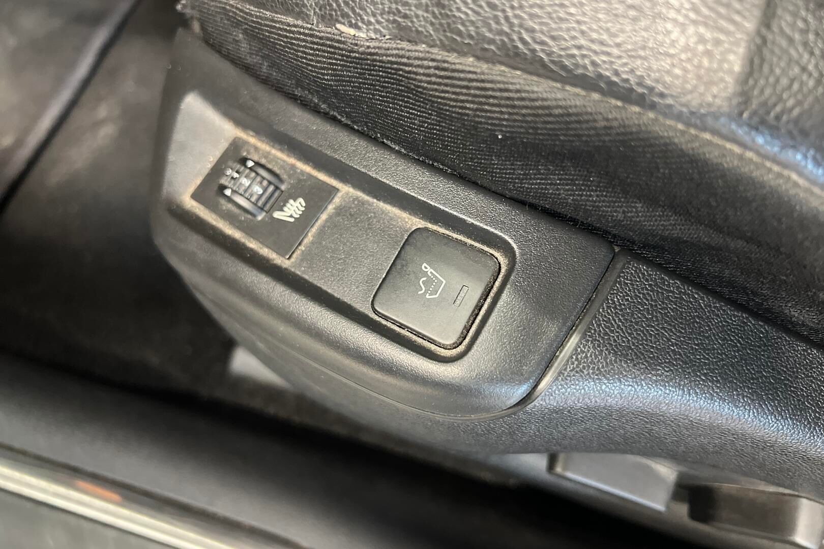 Citroen C5 iso kuva 17