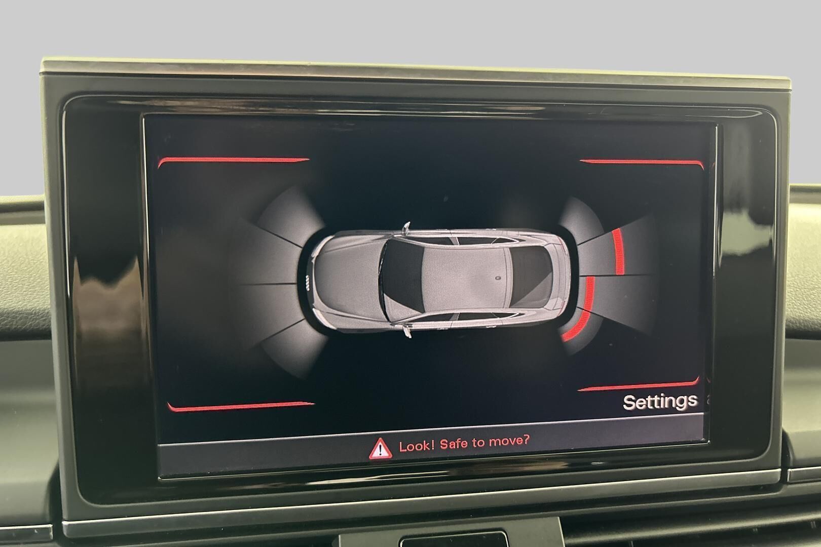 Audi A7 iso kuva 20