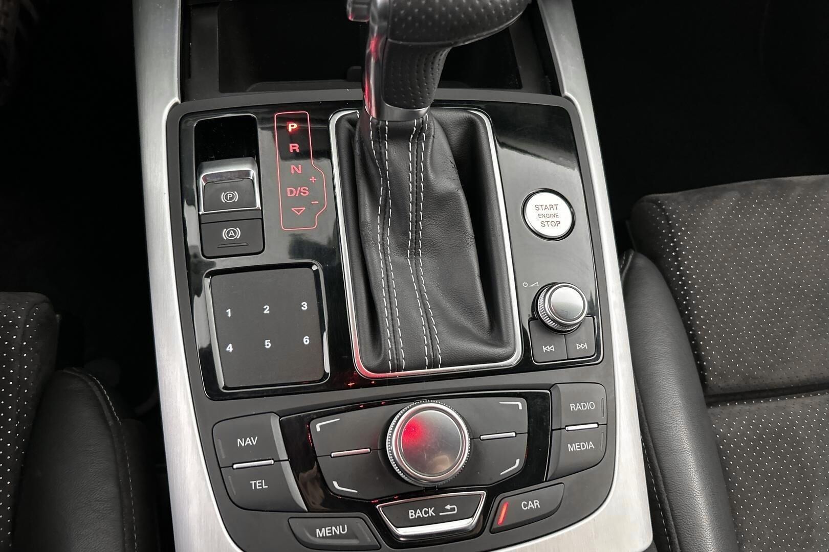 Audi A7 iso kuva 22