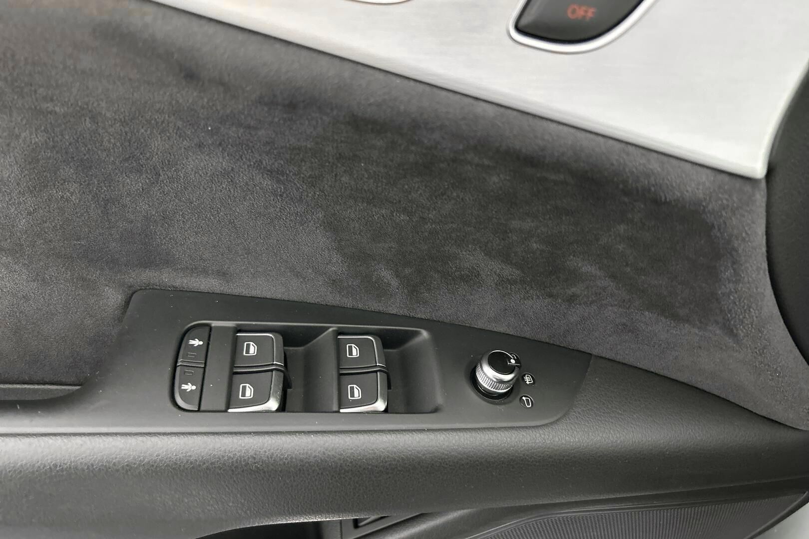 Audi A7 iso kuva 27