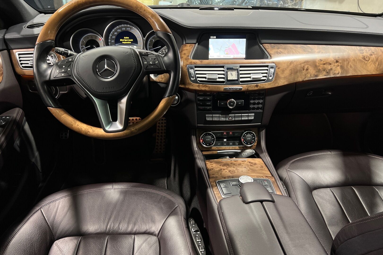 Mercedes-Benz CLS iso kuva 5