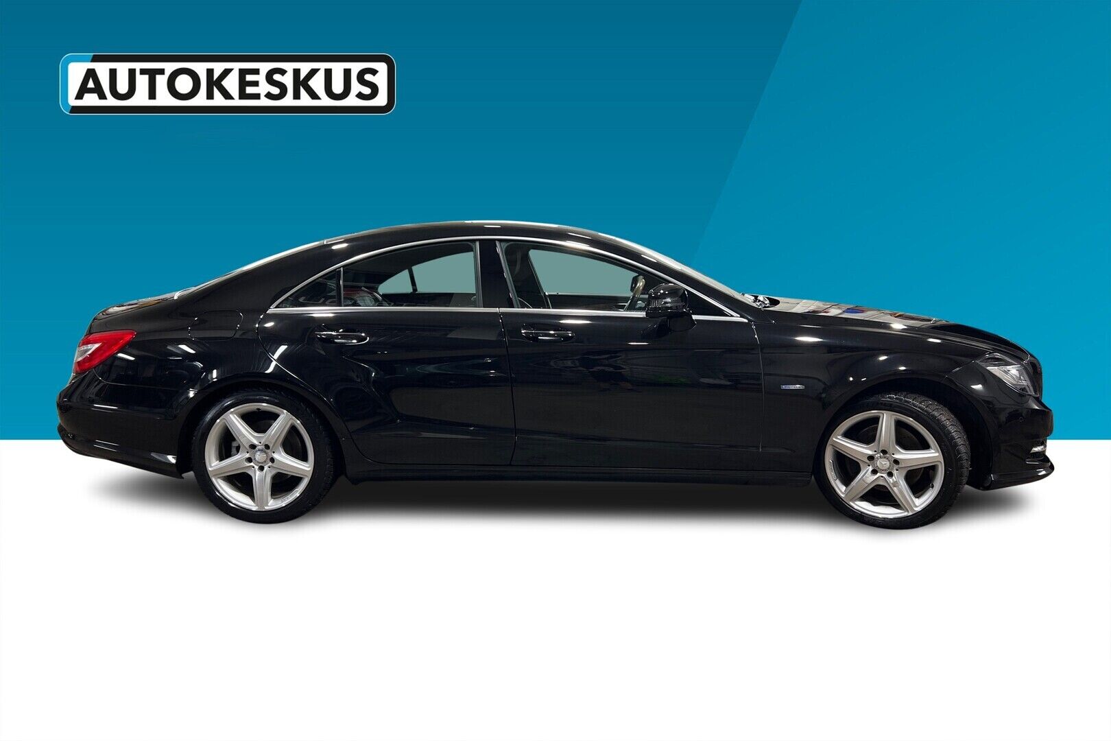 Mercedes-Benz CLS iso kuva 8