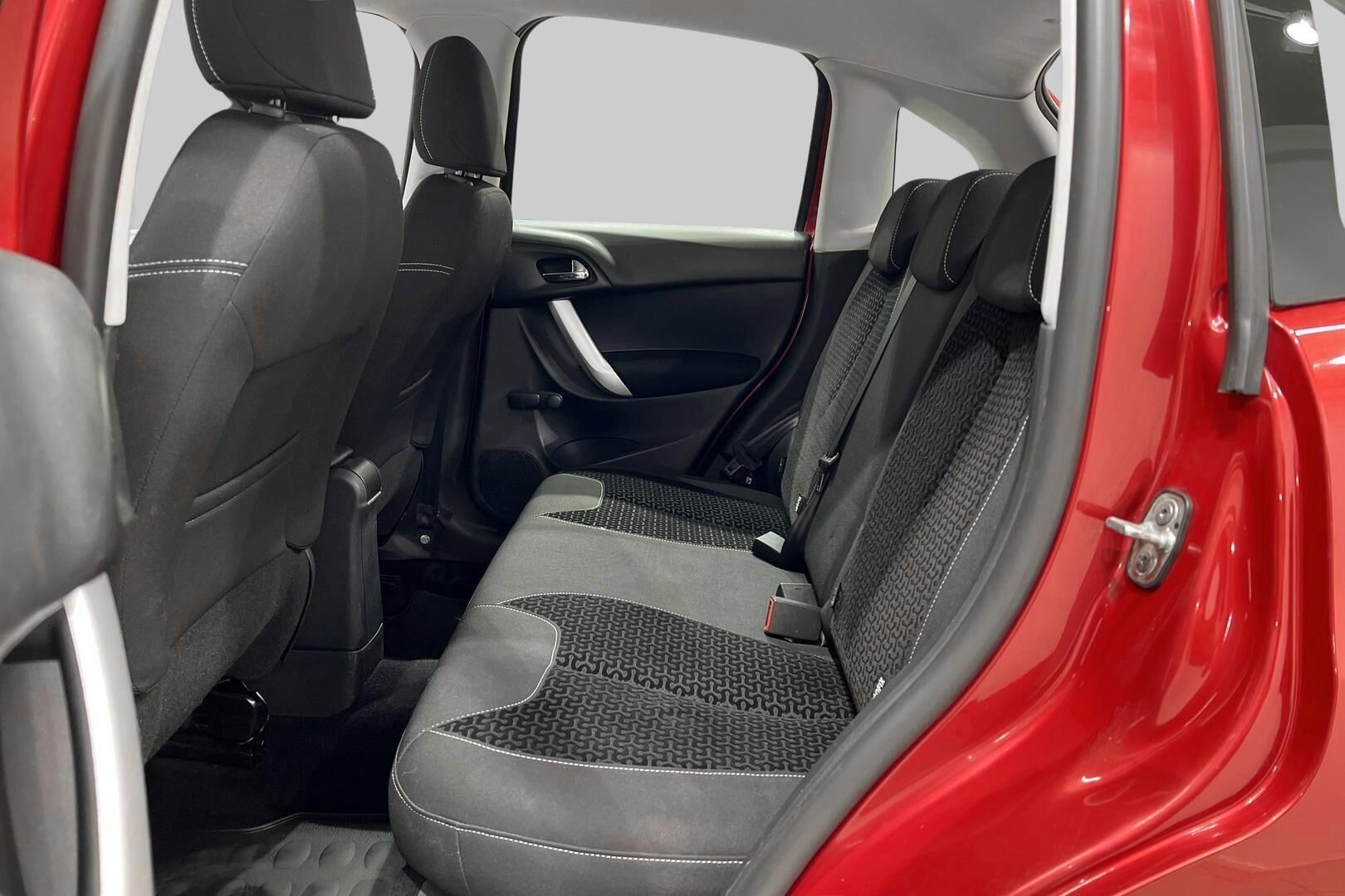 Citroen C3 iso kuva 10