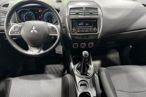 Mitsubishi ASX esikatselu 11
