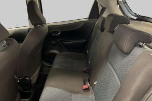 Toyota Yaris esikatselu 10