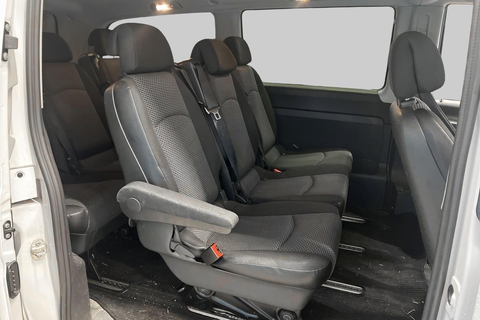 Mercedes-Benz Vito iso kuva 9