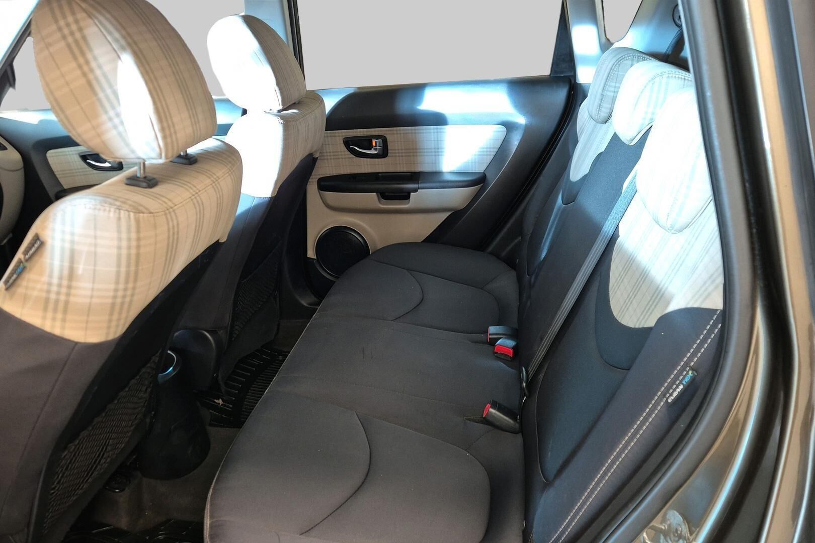 Kia Soul iso kuva 10