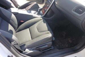 Volvo V60 esikatselu 18