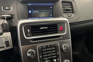 Volvo V60 esikatselu 13