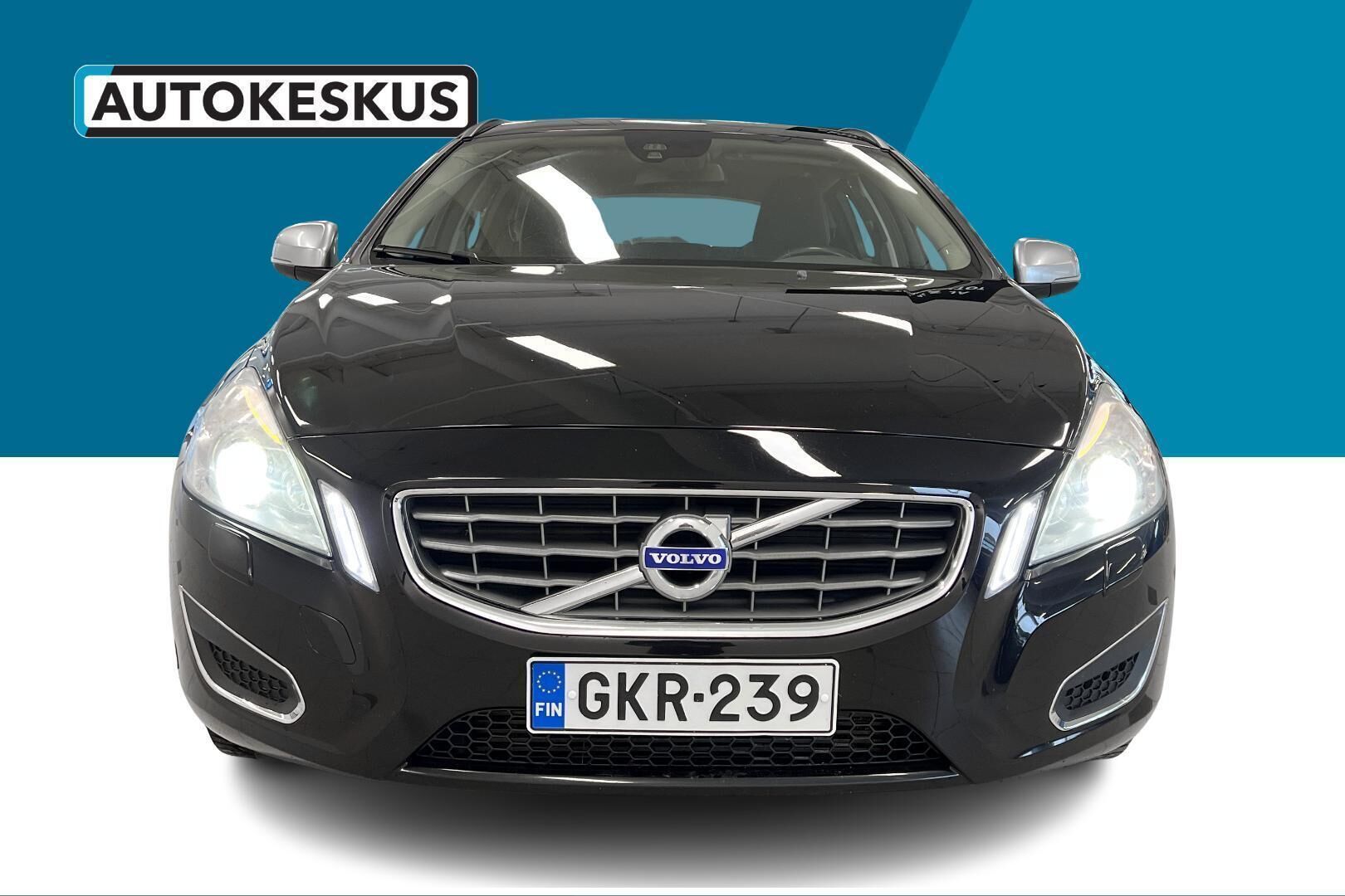 Volvo V60 iso kuva 2