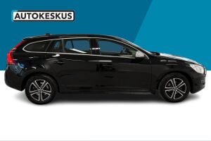 Volvo V60 esikatselu 19