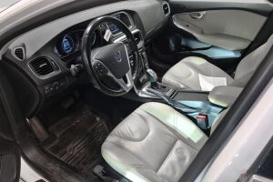 Volvo V40 esikatselu 2