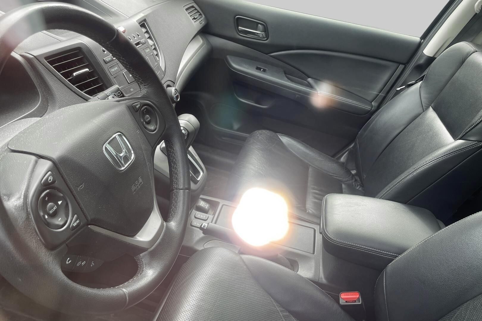 Honda CR-V iso kuva 2
