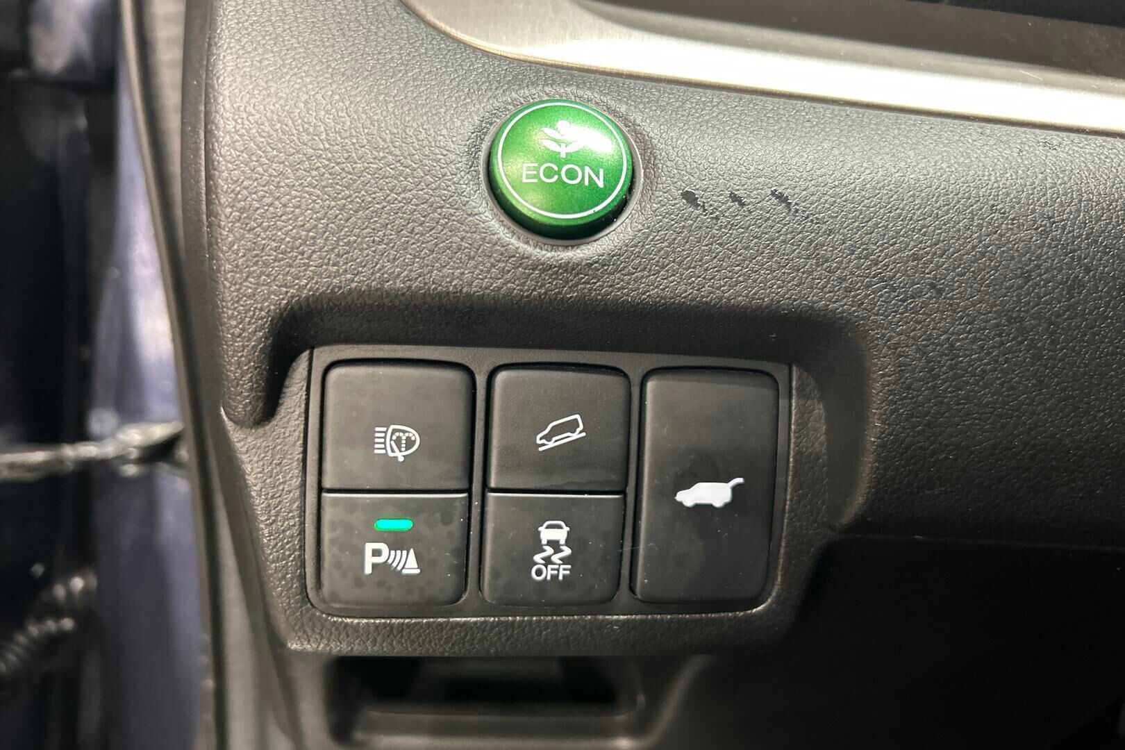 Honda CR-V iso kuva 25