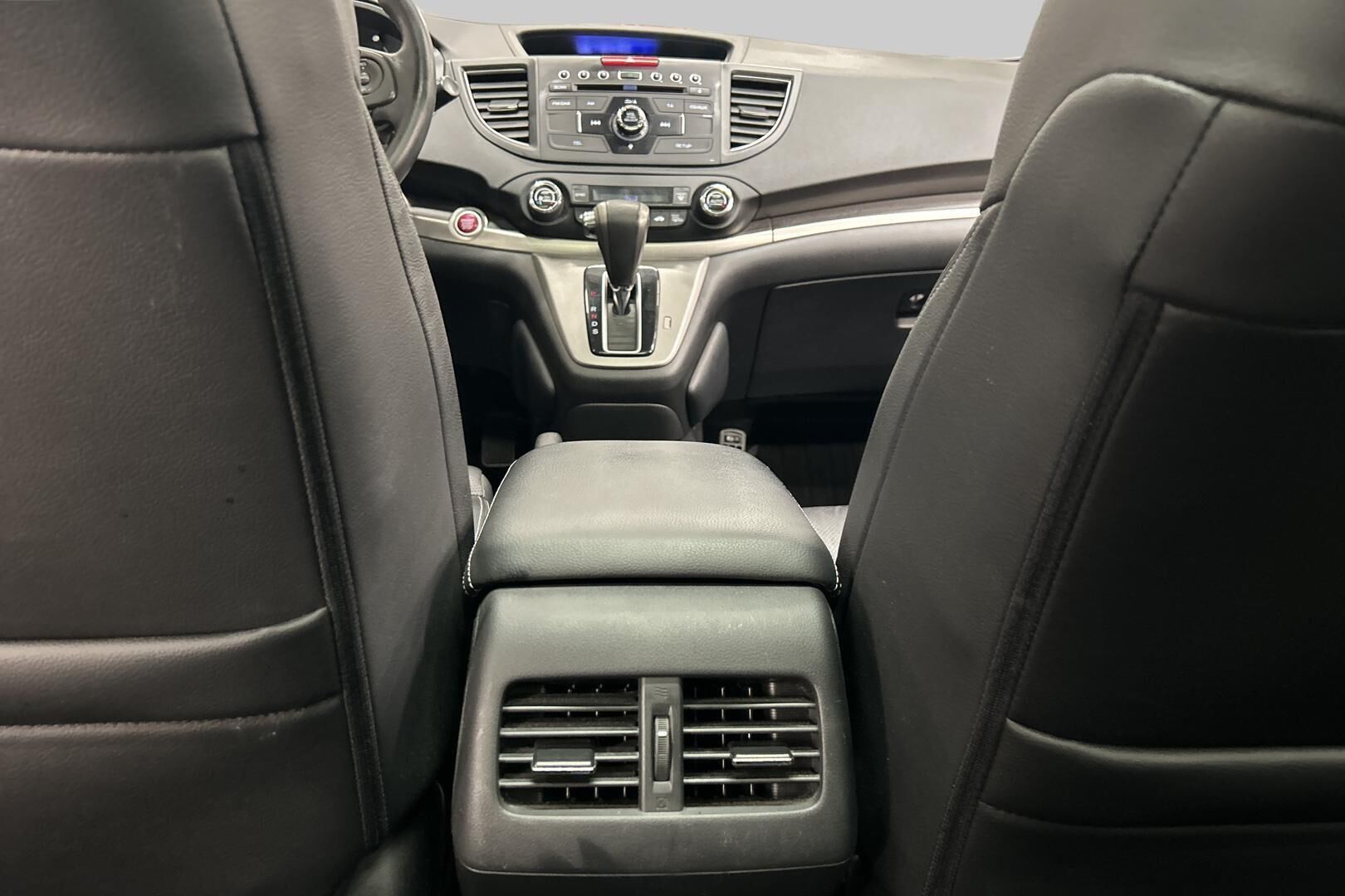 Honda CR-V iso kuva 29