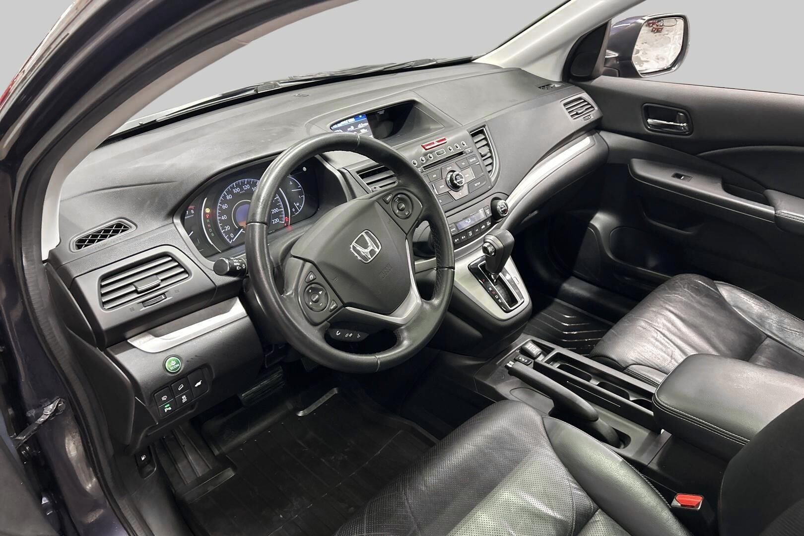 Honda CR-V iso kuva 9