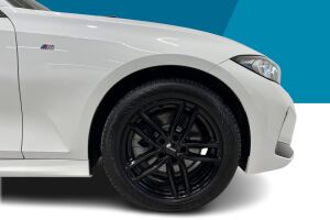 BMW 3-SARJA esikatselu 11