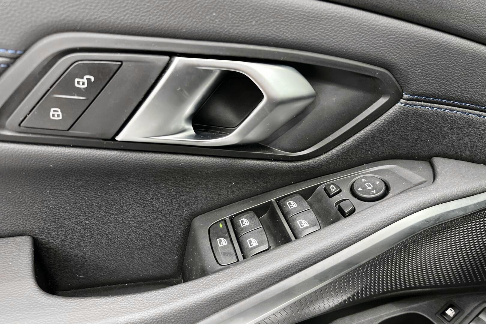 BMW 3-SARJA iso kuva 27