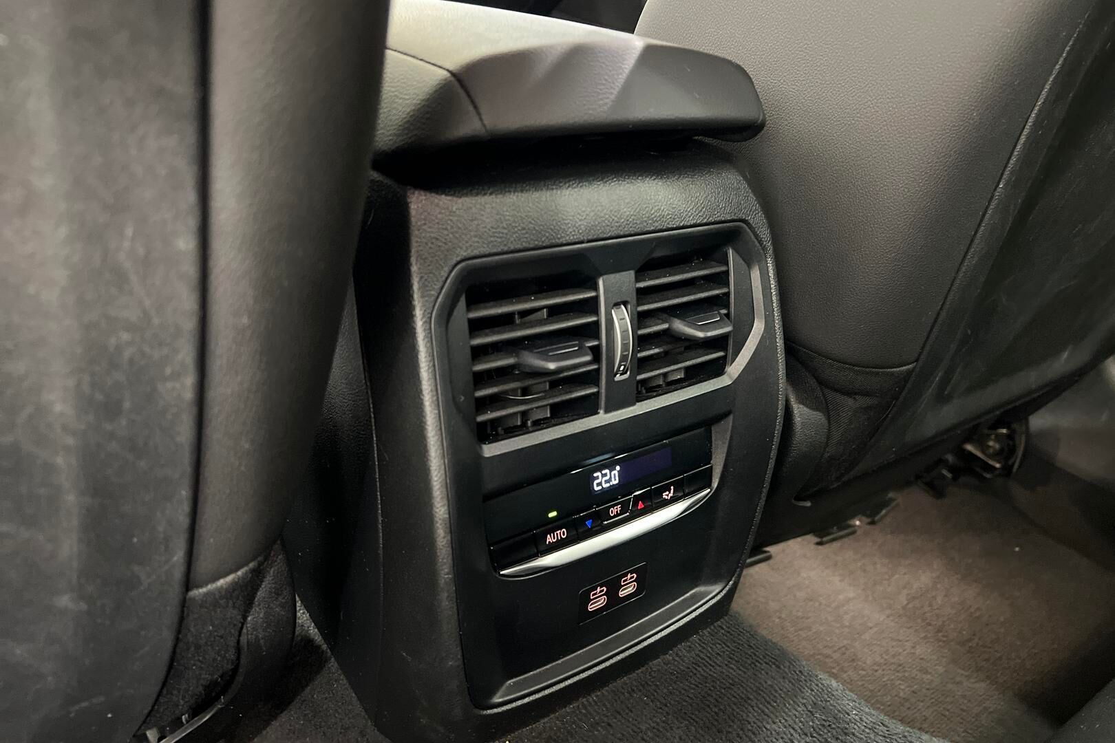 BMW 3-SARJA iso kuva 31