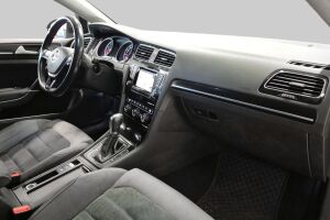 Volkswagen Golf esikatselu 7