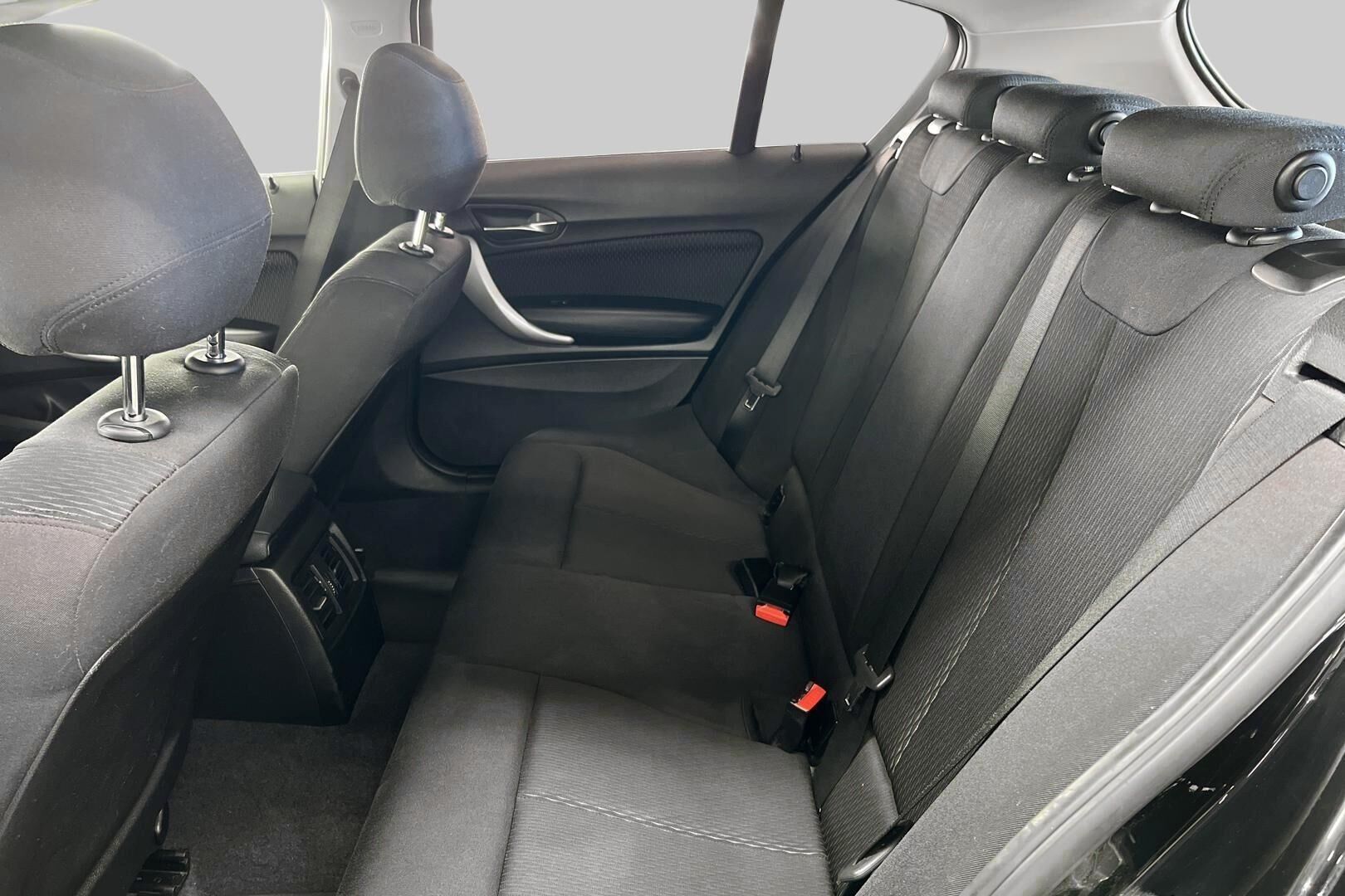 BMW 1-sarja iso kuva 10