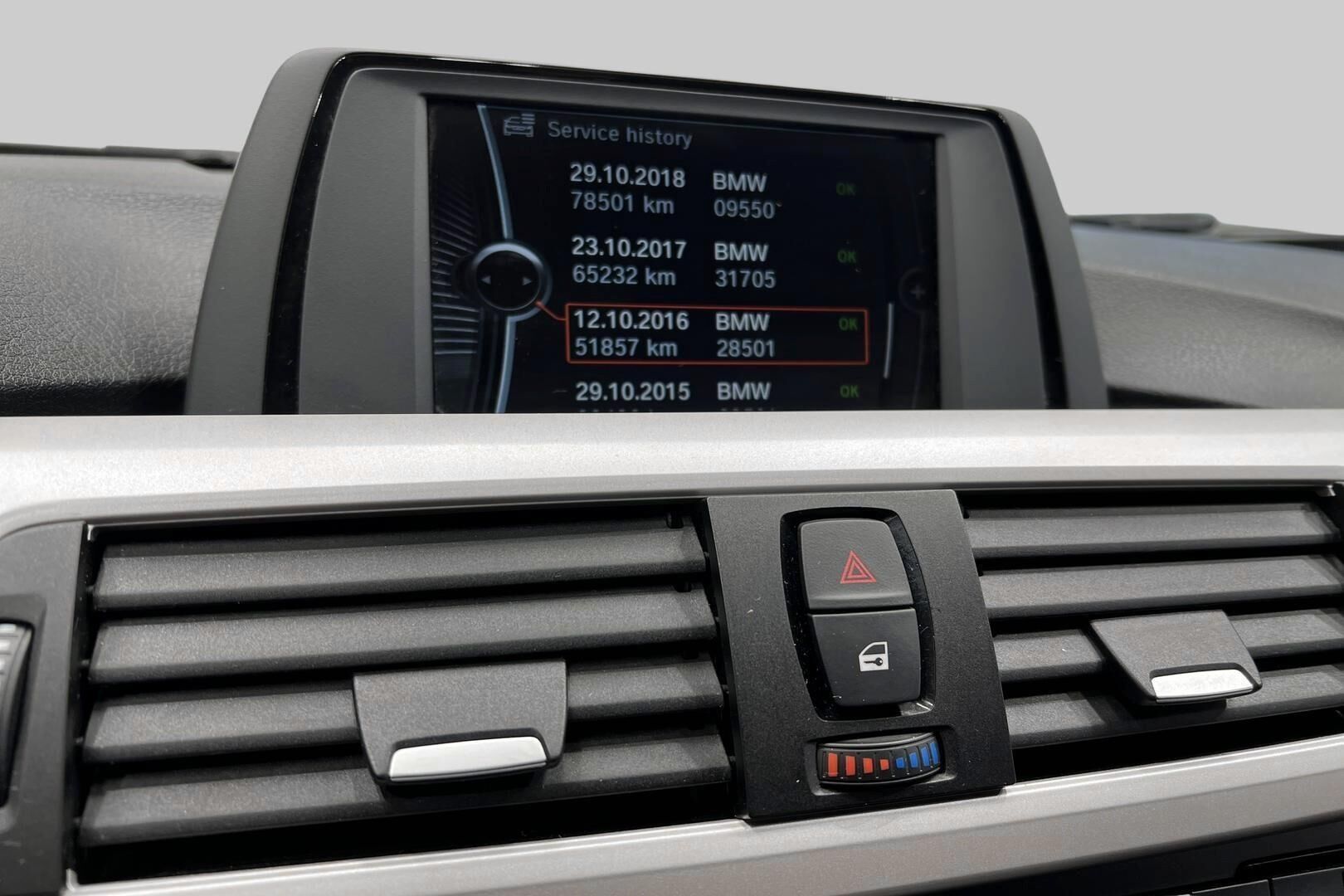 BMW 3-SARJA iso kuva 17