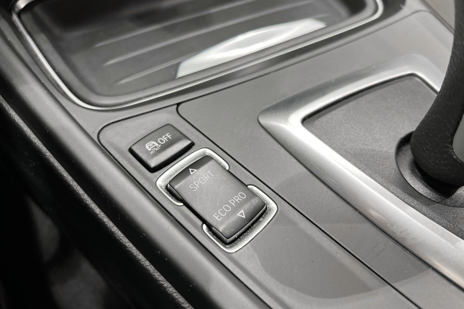 BMW 3-SARJA iso kuva 20