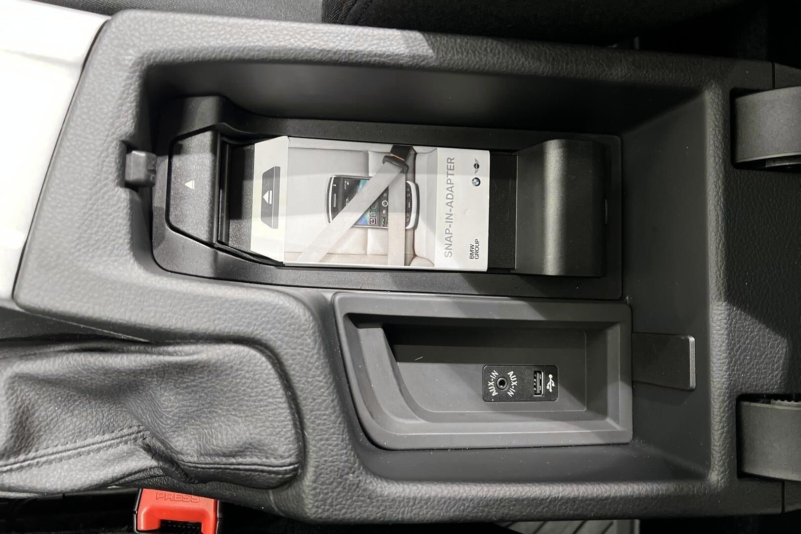 BMW 3-SARJA iso kuva 23