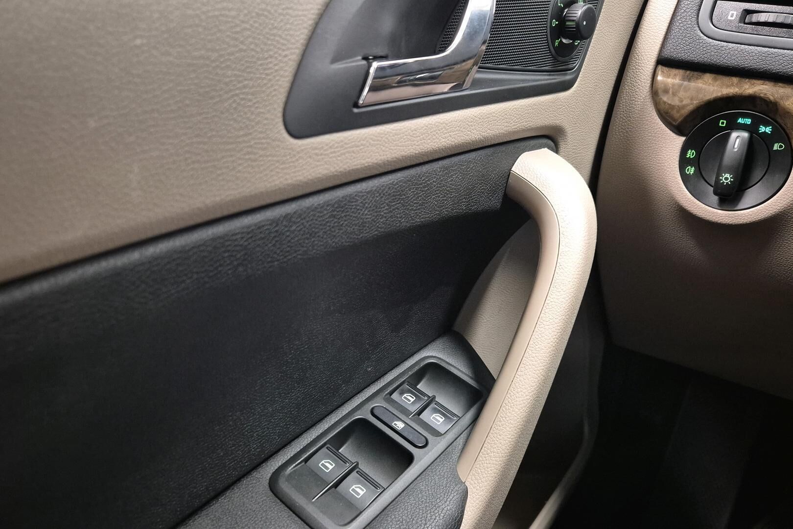 Skoda Yeti iso kuva 19