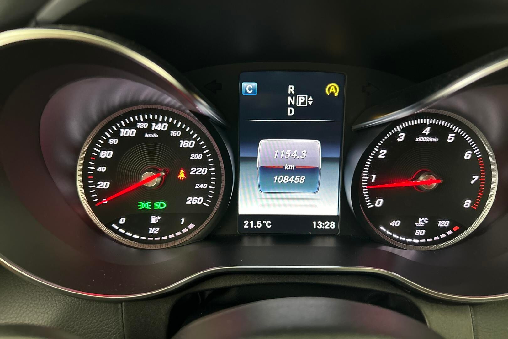 Mercedes-Benz C iso kuva 14