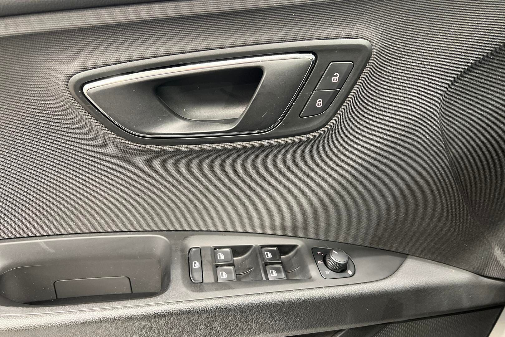 Seat Leon ST iso kuva 22