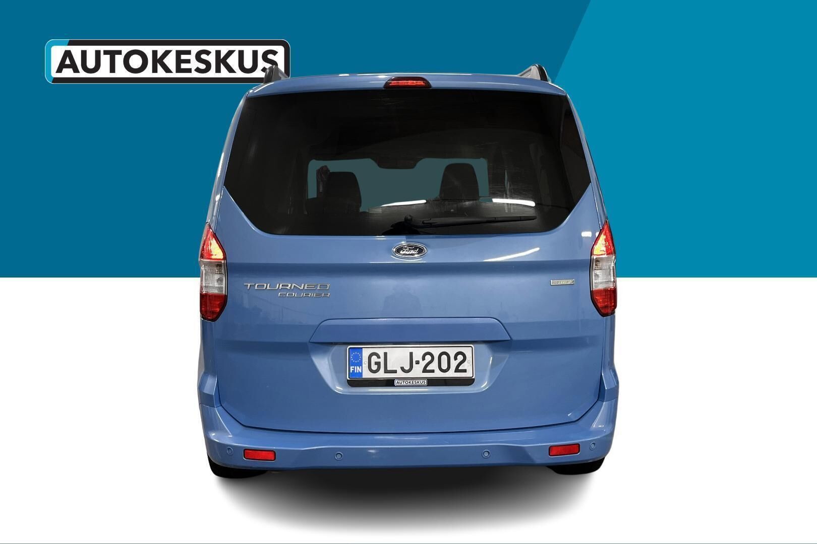 Ford Tourneo Courier iso kuva 6