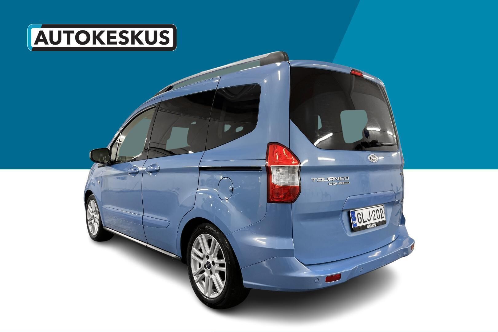 Ford Tourneo Courier iso kuva 7