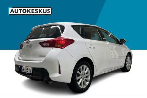 Toyota Auris esikatselu 4