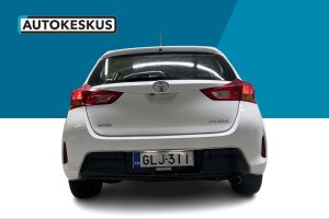 Toyota Auris esikatselu 5
