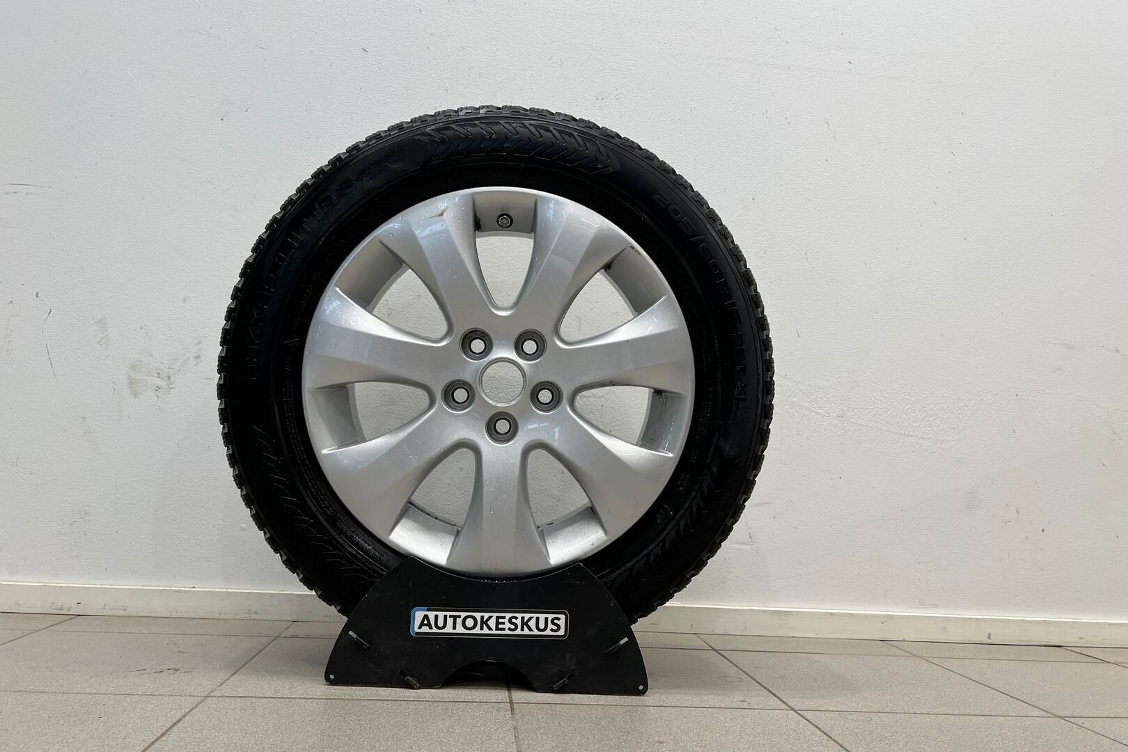 Opel Astra iso kuva 25
